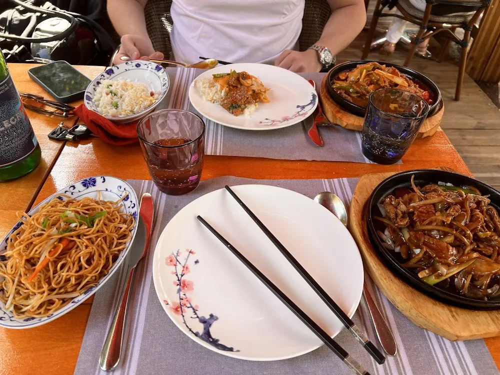 Boeuf Au Basilic Nouilles Sautées